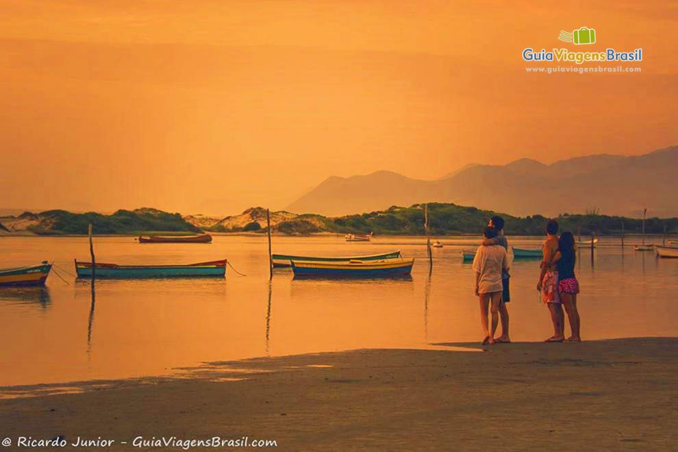 Praia da guarda do embaú - SC